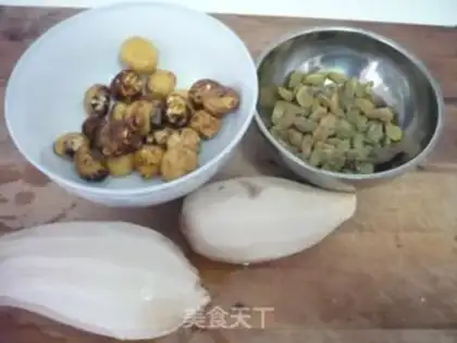 Make Lotus chestnut sugar step 0