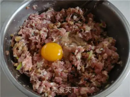 Make Plum head step 10