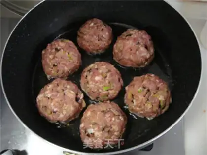 Make Plum head step 12