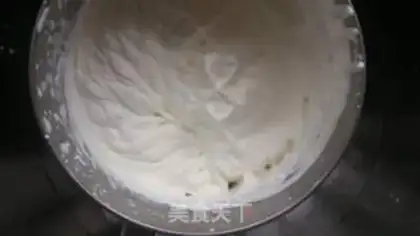 Make Strawberry cream cake step 6