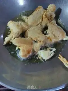 Make Garlic fried chicken wings step 4