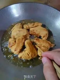 Make Garlic fried chicken wings step 7