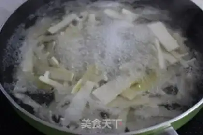 Make Japanese algae salad step 2