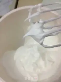Make Yogurt cake step 5