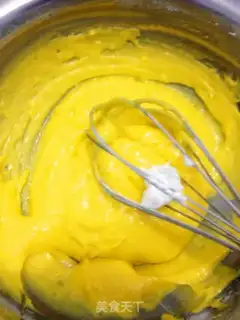 Make Yogurt cake step 7