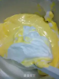 Make Yogurt cake step 8