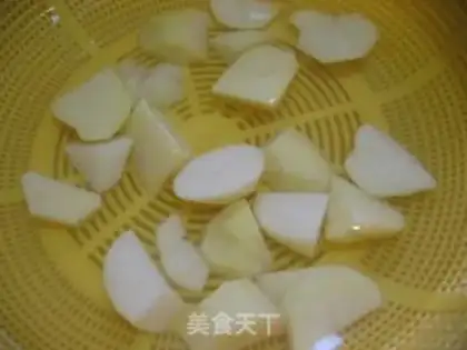 Make Potato stew with gravy step 1