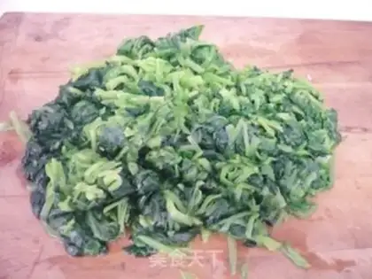 Make Garlic spinach noodles step 2
