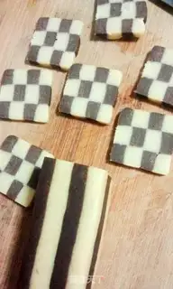 Make Chess cookies step 9
