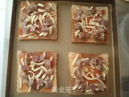 Make Beef tomato toast step 6