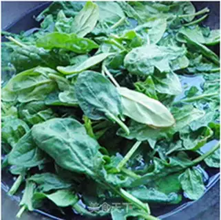 Make Spinach egg box step 1