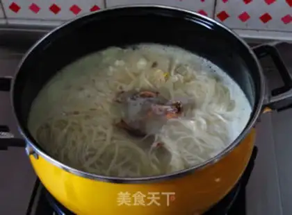 Make Soup noodles on the polar shrimp step 4