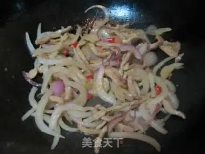 Make Onion fried meat step 5