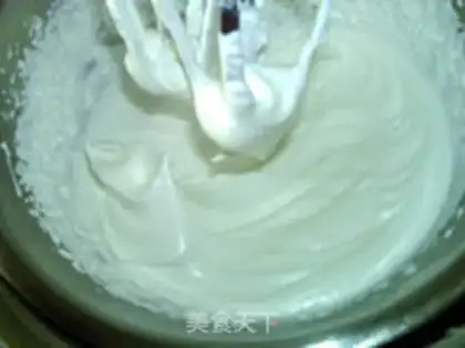 Make Rotating rose cake step 2