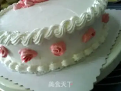 Make Rotating rose cake step 10