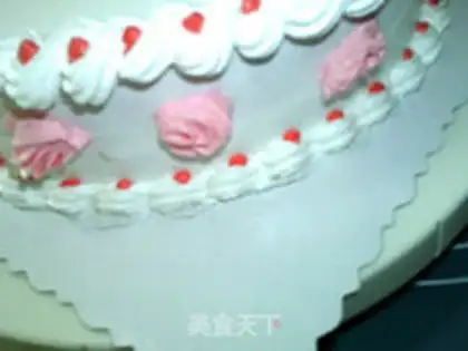 Make Rotating rose cake step 13