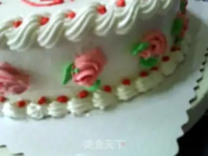 Make Rotating rose cake step 15