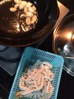 Make Cow marrow beans for garlic step 0