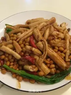 Make Cow marrow beans for garlic step 1