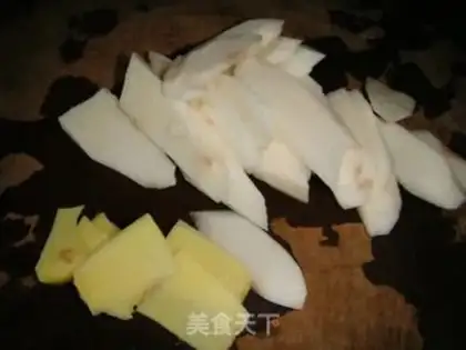 Make Yellow Squirty Mt step 1