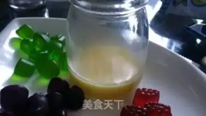 Make Rainbow pudding step 3
