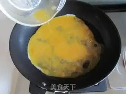 Make Yellow eggs step 2