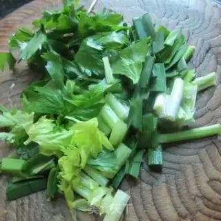 Make Spicy celery step 1