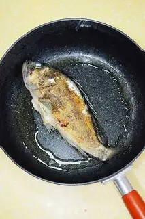 Make Blackhead fish soup step 1