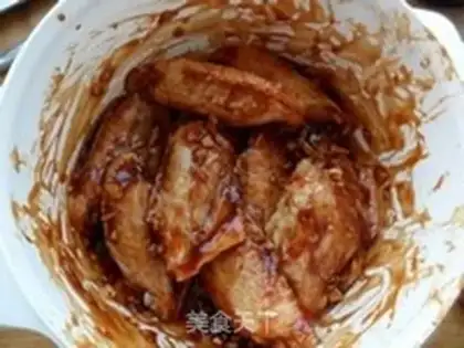 Make Honey and fried chicken wings step 2