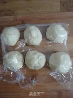 Make caterpillar bread step 2