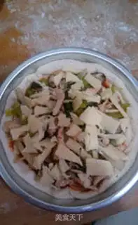 Make Chicken mushroom pizza step 7