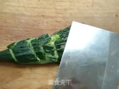 Make A cucumber with a dry cucumber step 2