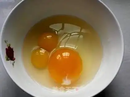 Make The veal of the egg step 1