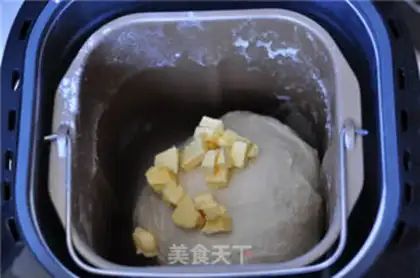 Make Hokkaido milk toast step 3