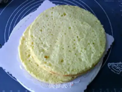 Make A flower cake step 1