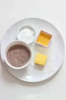 Make Two-coloured pancakes step 0