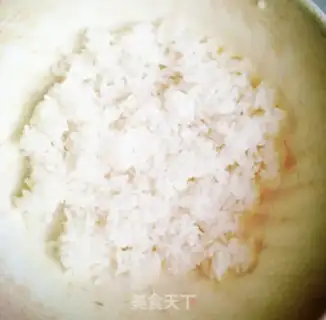 Make Meat pine sushi step 1
