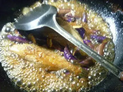 Make Cheese burns rubber fish step 12