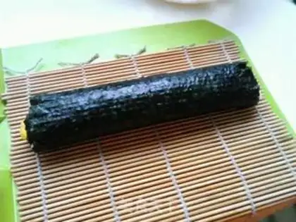 Make Meat pine sushi step 6