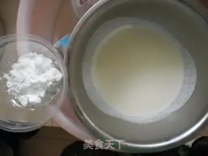 Make The daisy mousse step 12