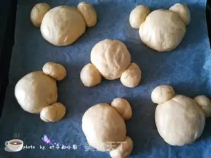 Make Bear bread step 8