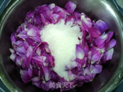 Make Flower roses step 9