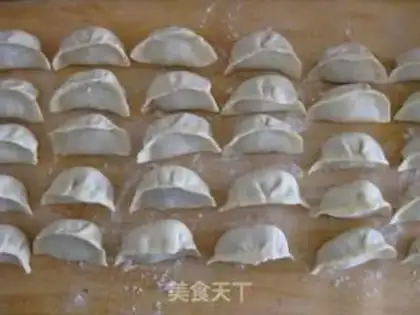 Make Celery pork dumplings step 9