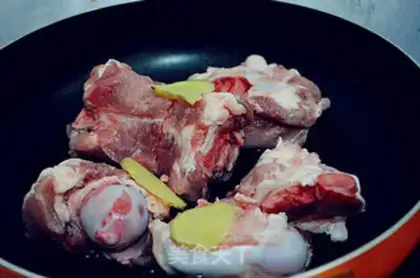 Make Corn-bone soy sauce step 0