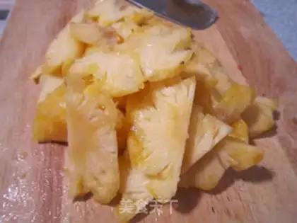 Make Caramel pineapple flip cake step 0