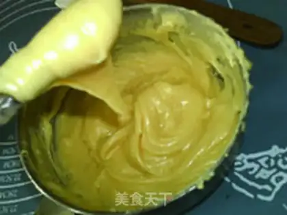 Make Coconut mashed bread step 2