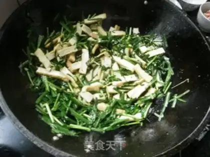 Make Scrambled beans step 4