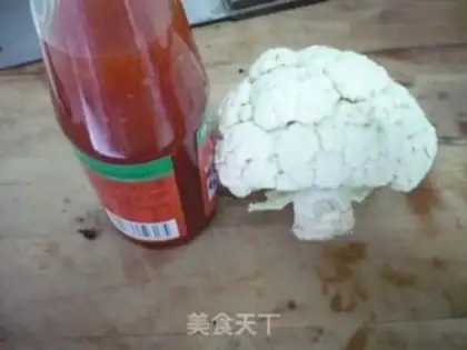 Make Thai spicy sauce and cabbage step 0