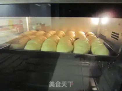 Make caterpillar bread step 10