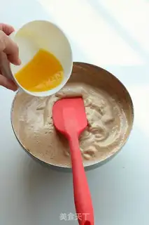 Make Chocolate banana cake step 4